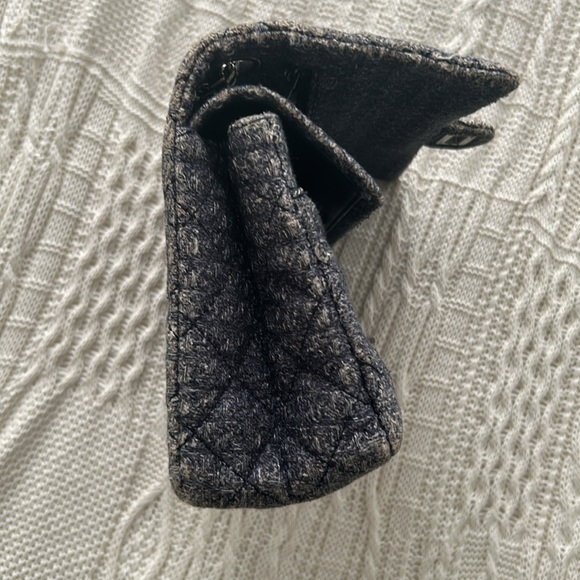 Chanel Black Reissue 2.55 Classic Double Flap Bag 226 Denim Blue Tweed - Picture 10 of 10